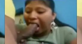 Deep throat sucking dick porn by Indian desi maid