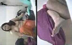 desi aunty ki chut ko local doctor ne bahut chooda