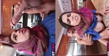Big boobs Indian wife ki ghar par din bhar chut chudi