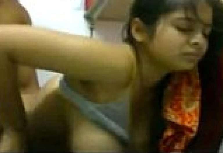 hidden cam indian sex video of college girl fucks her classmate