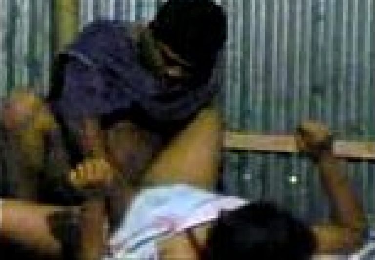 lucknow village desi maid pussy fucked by neighbor in bathroom