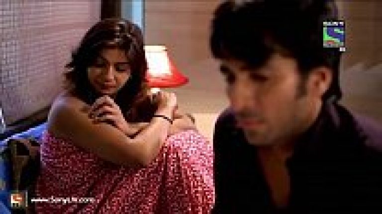 desi bhabhi illegal foreplay sex affair cheat her family