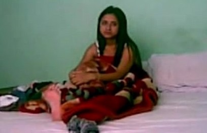 amity ki miss college ka senior batch mate se fuck mms