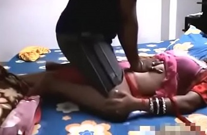 Mami Bhanje Ki Bf Video Hindi Mai - Mami aur bhanje ke sex ki Indian blue film - Antarvasna BF