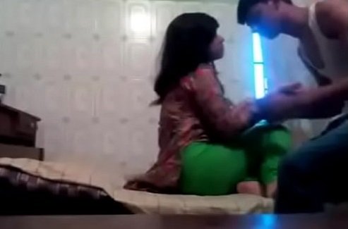 Hindustani desi maid ka malik ke saath leak fuck mms
