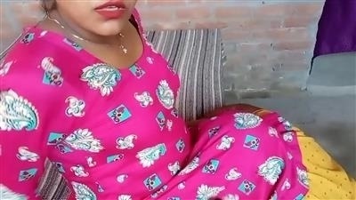 Bihari sundar maid ki Bhojpuri maalik se pussy fuck