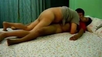 Kirayedaarni ki de dana dan chudai ka desi porn video